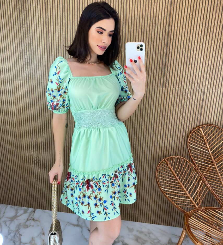 Vestido Curto com Guippir e Lastex Verde Agua - Fernanda Ramos Store