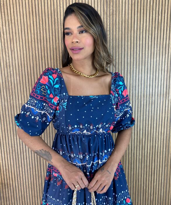 fernandaramosstore com br vestido curto sem bojo floral fundo azul marinho 2