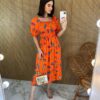 fernandaramosstore com br vestido midi sem bojo com lastex estampa borboletas laranja