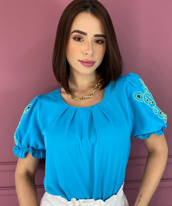 Blusa Feminina Azul Manga com Detalhe Verde Lima Fernanda Ramos Store