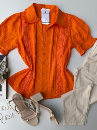 Blusa Feminina Detalhes em Laise Botões Falso Laranja Fernanda Ramos Store