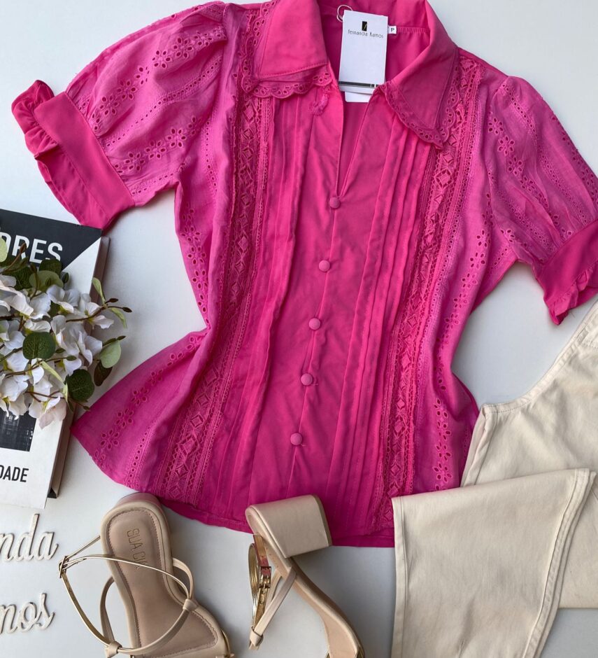 fernandaramosstore com br blusa feminina detalhes em laise botoes falso rosa 1
