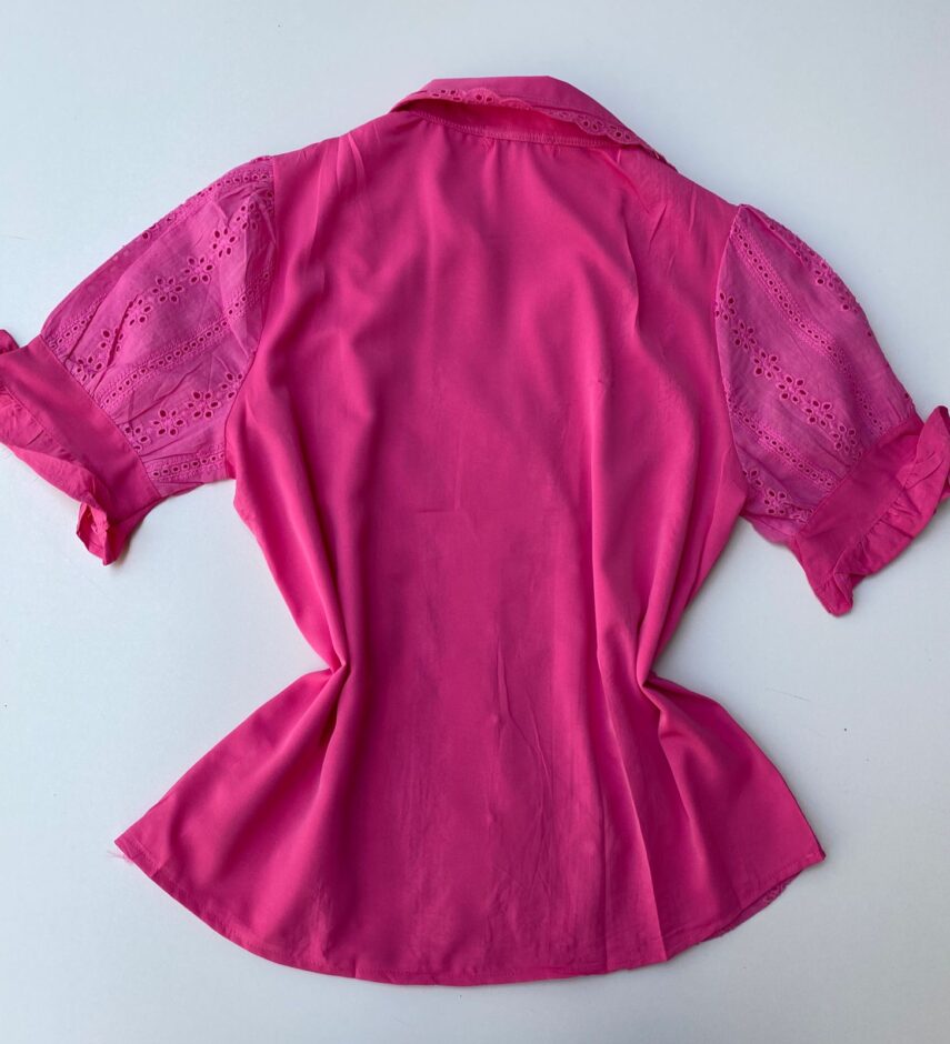 fernandaramosstore com br blusa feminina detalhes em laise botoes falso rosa 2