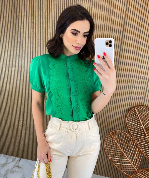 Blusa Feminina Manga Princesa com Botões e Laise Verde Fernanda Ramos Store