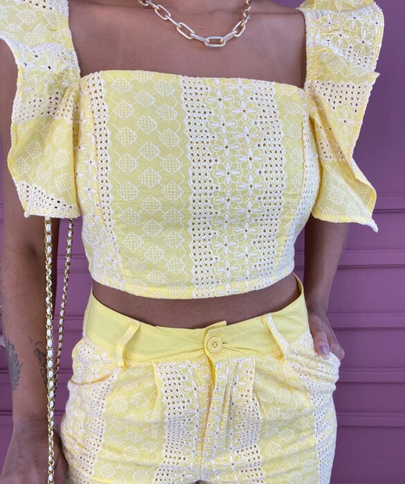 fernandaramosstore com br conjunto feminino calca e cropped sem bojo bordado amarelo 2