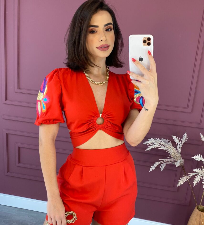 Conjunto Feminino Vermelho Cropped Bordado e Short - Fernanda Ramos Store