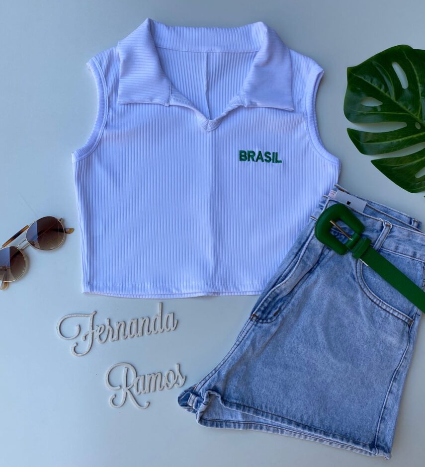 Cropped Feminino Branco Canelado com Gola sem Bojo. fernanda ramos store