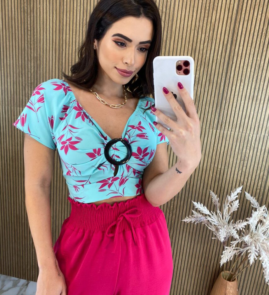 Cropped Feminino com Argola Estampa Verde e Pink Fernanda Ramos Store