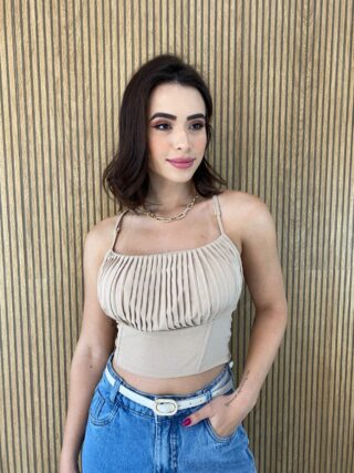 Cropped Feminino com Bojo Plissado de Alça Regulável Bege Fernanda Ramos Store