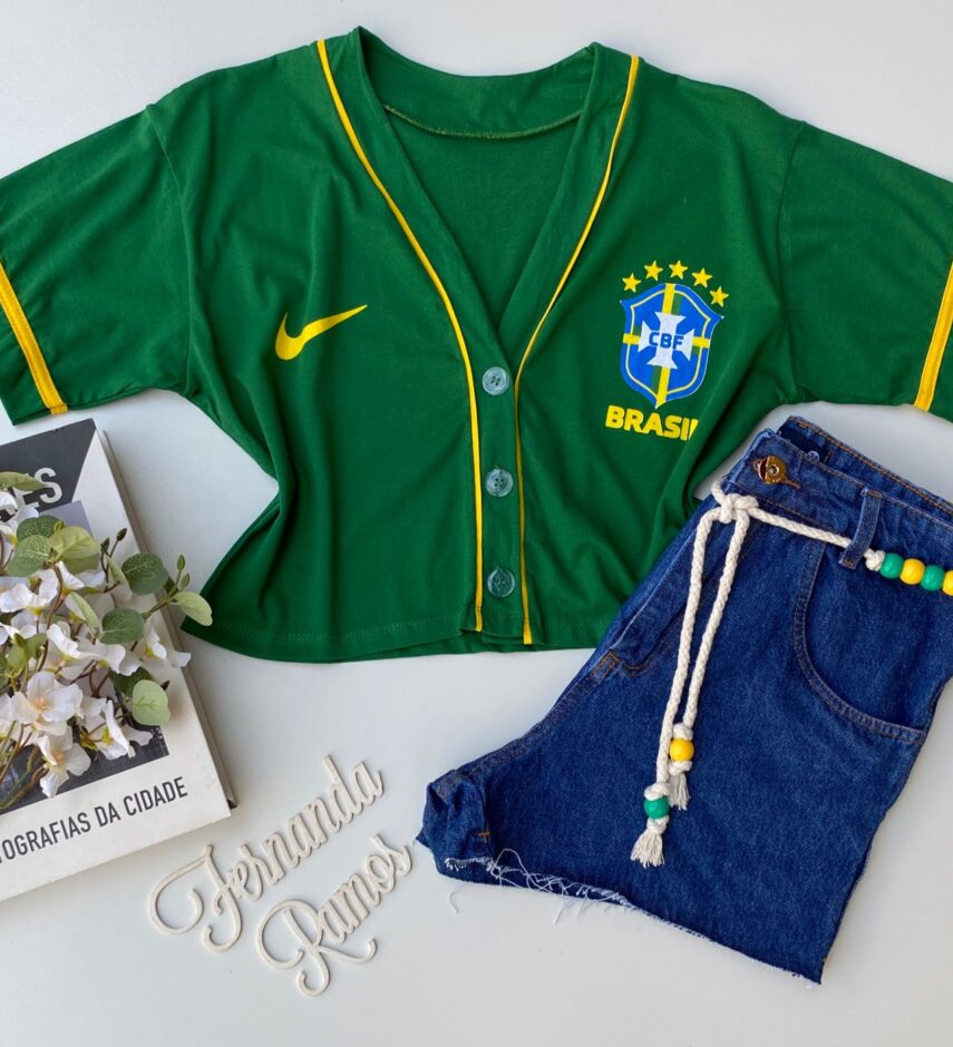 Cropped Feminino Manga Curta com Botões e Estampa Verde Fernanda Ramos Store