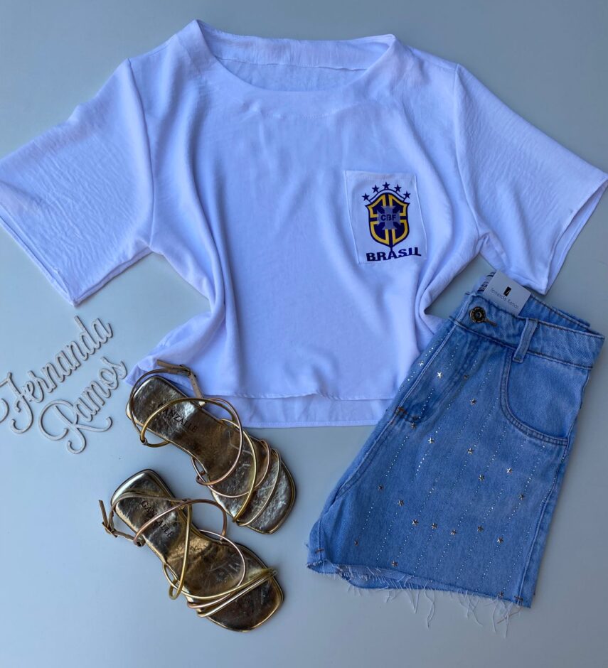 Cropped Feminino Manga Curta Crepe com Bolso Branca Fernanda Ramos Store