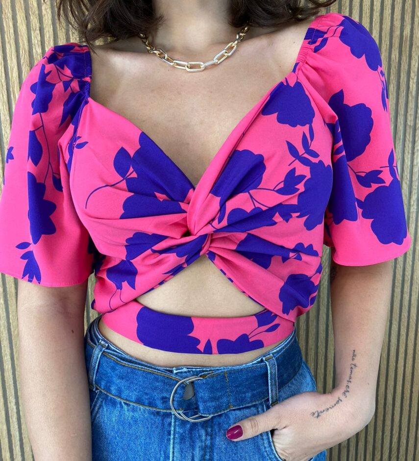 fernandaramosstore com br cropped feminino sem bojo manga curta estampa pink e roxo 1