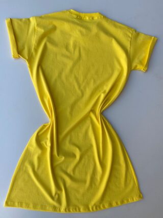 fernandaramosstore com br vestido camisetao curto com estampa amarelo 1