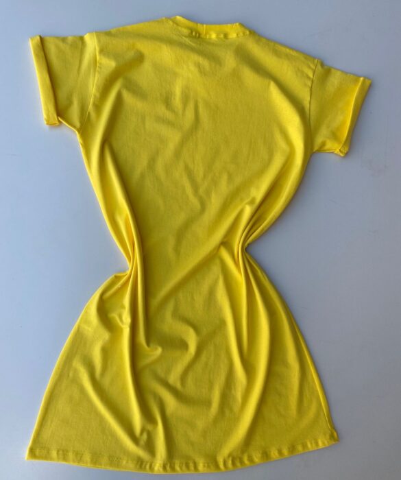 fernandaramosstore com br vestido camisetao curto com estampa amarelo 1