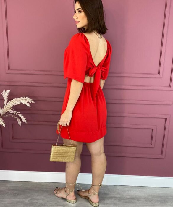 fernandaramosstore com br vestido curto com bojo com amarracao atras vermelho 3