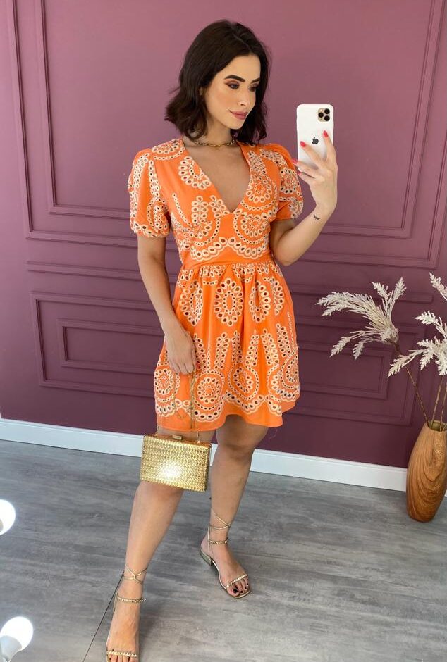 fernandaramosstore com br vestido curto sem bojo bordado manga curta laranja 1