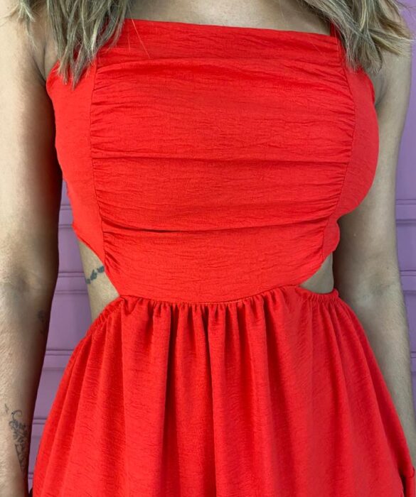 fernandaramosstore com br vestido longo com bojo alca regulavel e abertura vermelho 1