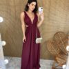 fernandaramosstore com br vestido longo com bojo tule com abertura e amarracao vinho 2