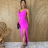 fernandaramosstore com br vestido midi sem bojo com fenda fucsia 1