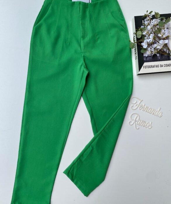 Calça Feminina Skinny com Bolsos Verde Fernanda Ramos Store