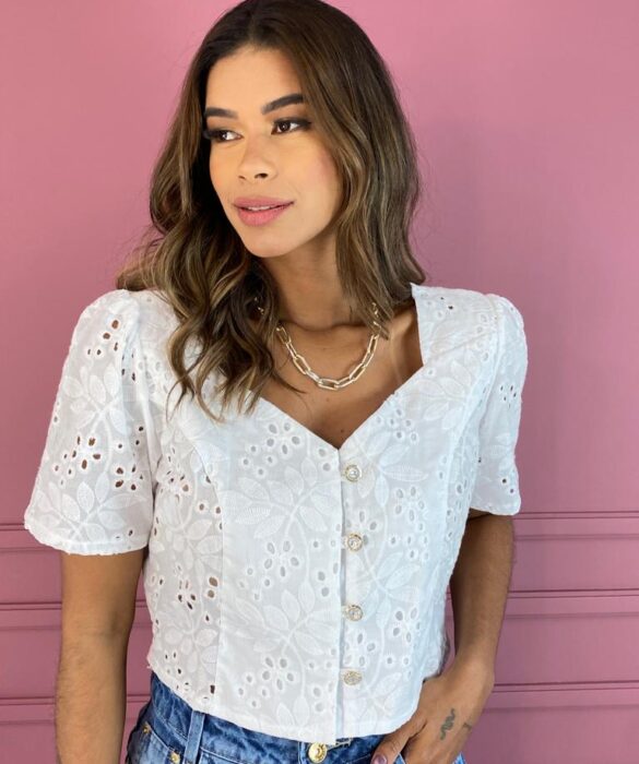 Cropped Feminino sem Bojo de Laise com Botões Branco Fernanda Ramos Store