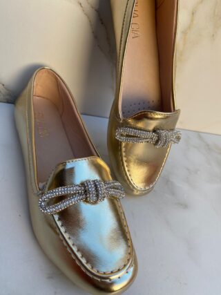 fernandaramosstore com br mocassim feminino dourado com detalhe 1