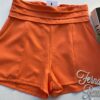 fernandaramosstore com br short feminino com detalhe e bolsos frontal laranja 1