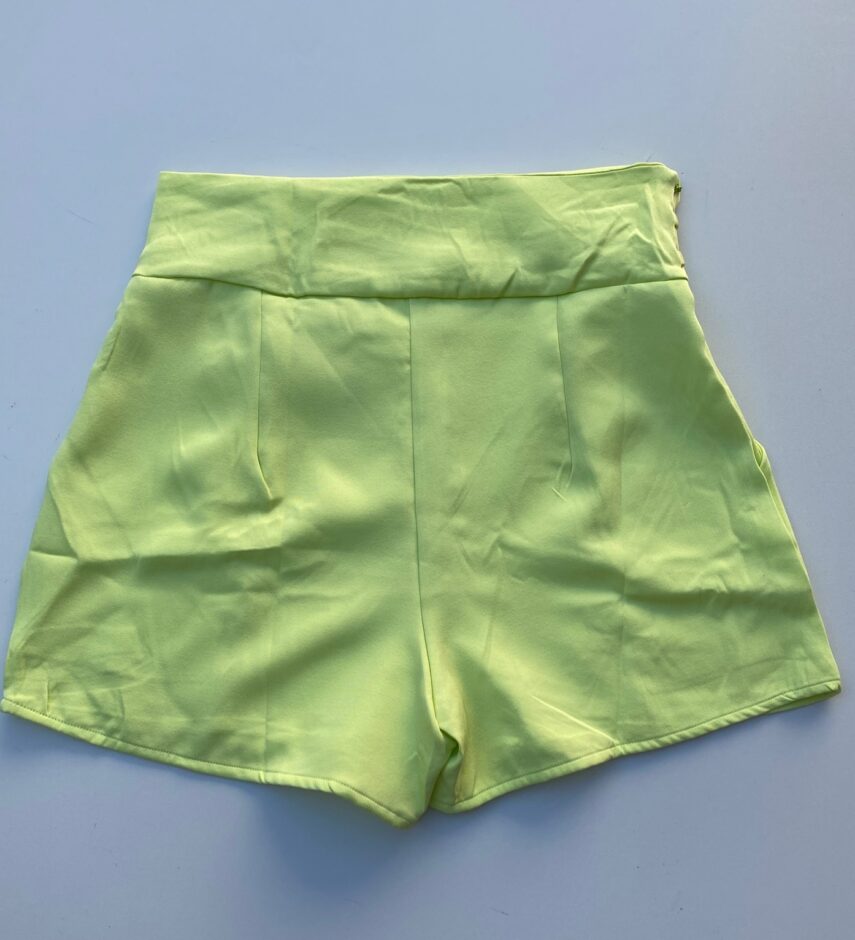 fernandaramosstore com br short feminino com detalhe e bolsos frontal pink copia 2