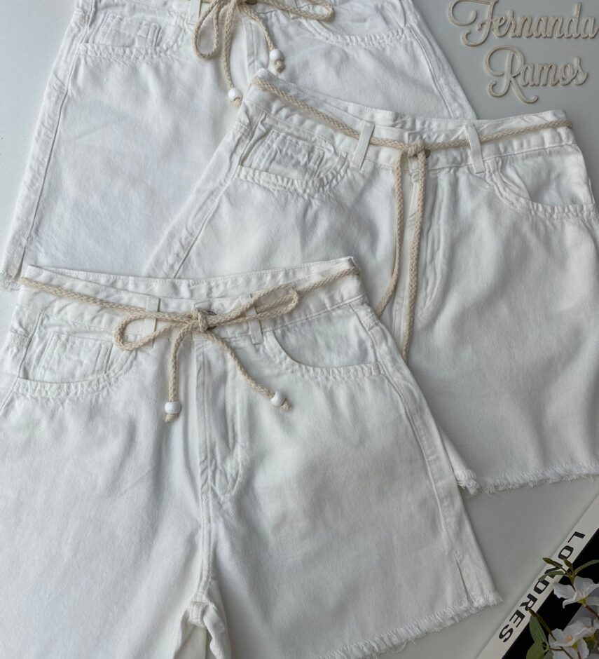 Short Feminino Meia Coxa com Cinto Sarja Branco - Fernanda Ramos Store