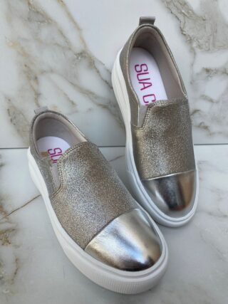 Tênis Slip On Feminino Prata Detalhe Metalizado - Fernanda Ramos Store