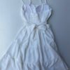 fernandaramosstore com br vestido curto com bojo branco com detalhe em amarracao 2