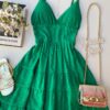 fernandaramosstore com br vestido curto com bojo detalhes dourado verde 1