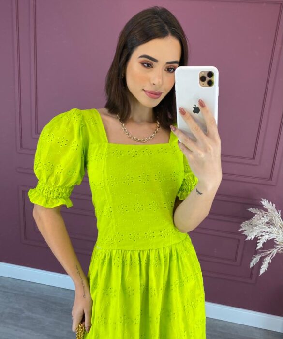 Vestido Curto sem Bojo de Laise Manga com Lastex Verde Lima - Fernanda Ramos Store