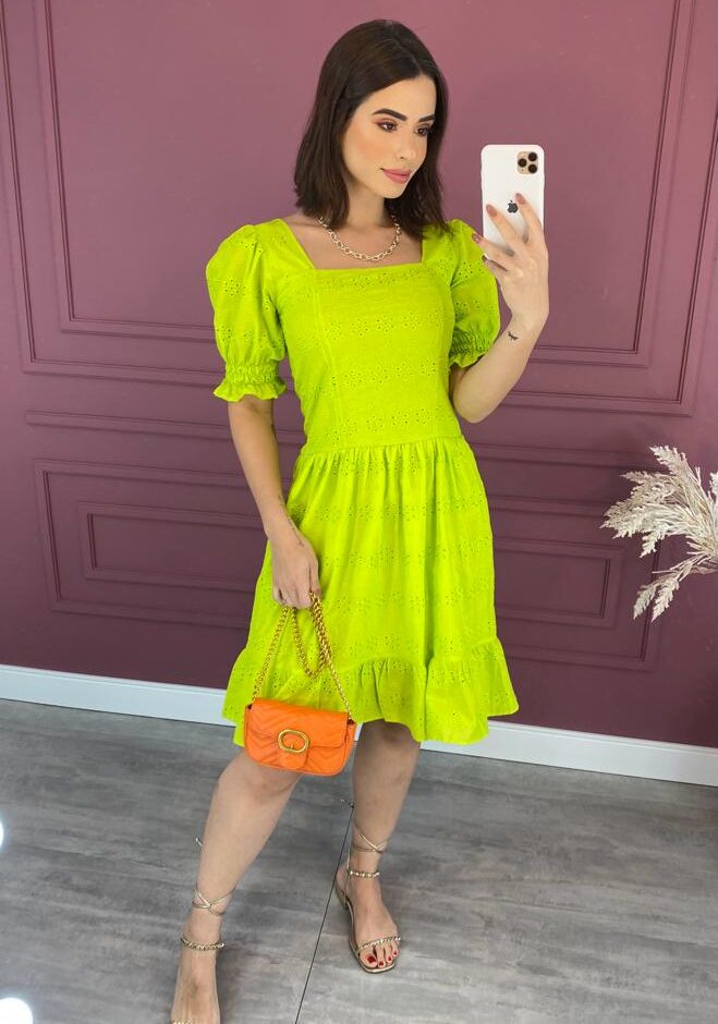 Vestido Curto sem Bojo de Laise Manga com Lastex Verde Lima - Fernanda Ramos Store