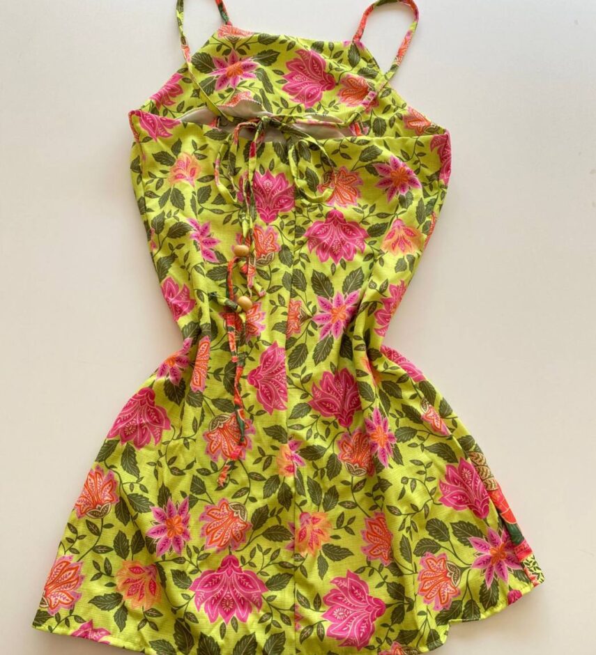 Vestido Curto sem Bojo Detalhe Atrás com Estampa Verde - Fernanda Ramos Store