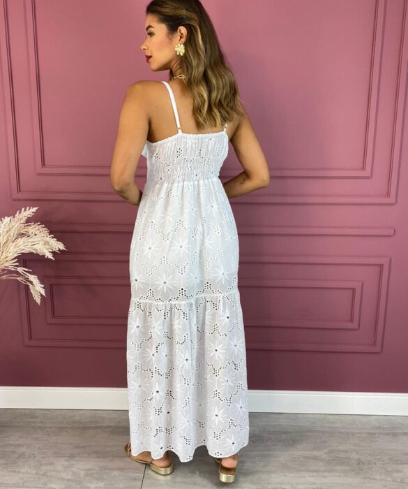 fernandaramosstore com br vestido longo com bojo laise com fenda branco 4