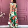 fernandaramosstore com br vestido longo sem bojo floral verde e rosa com babado 1