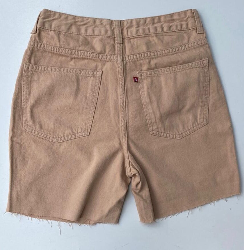 Bermuda Jeans Feminina Básica Barra a Fio Bege - Fernanda Ramos Store