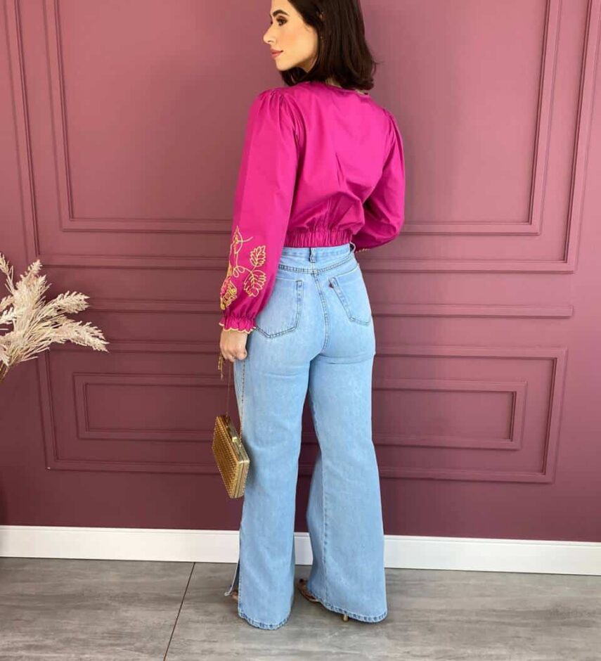 fernandaramosstore com br blusa feminina fucsia com bordado na manga verde lima 3