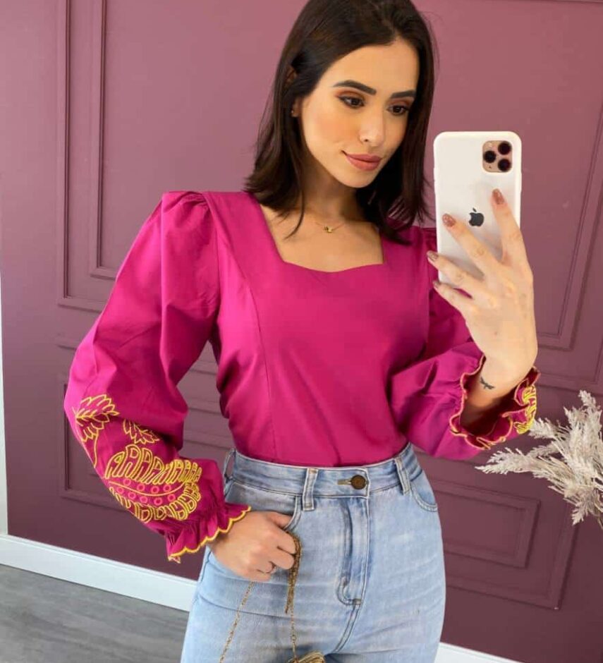 Blusa Feminina Fúcsia com Bordado na Manga Verde Lima Fernanda ramos store
