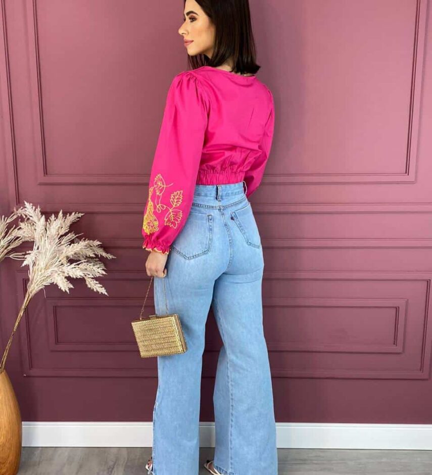 Blusa Feminina Pink com Bordado na Manga Verde Lima - Fernanda Ramos Store