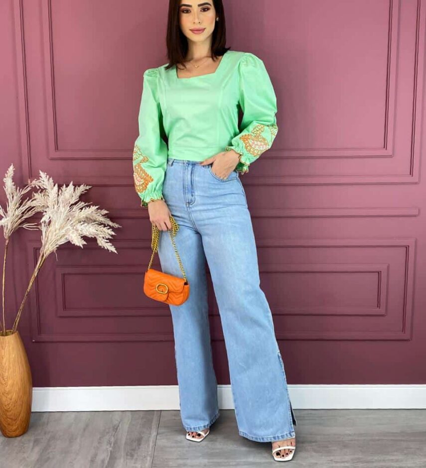 fernandaramosstore com br blusa feminina verde com bordado na manga laranja 4