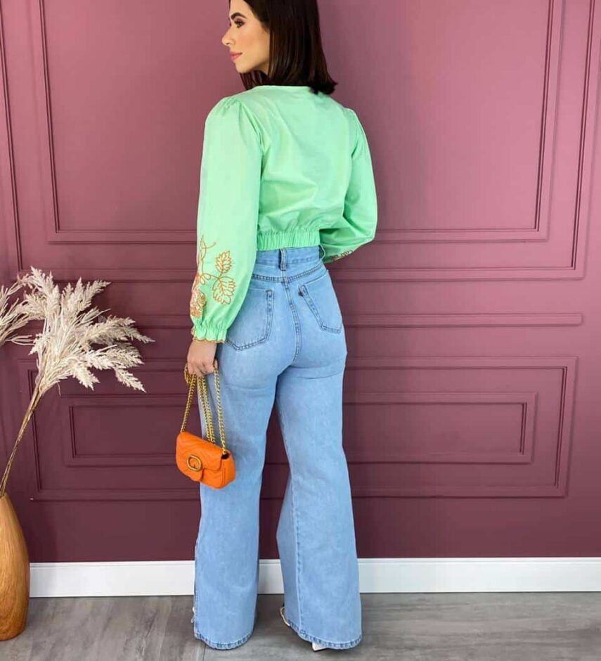 fernandaramosstore com br blusa feminina verde com bordado na manga laranja 5