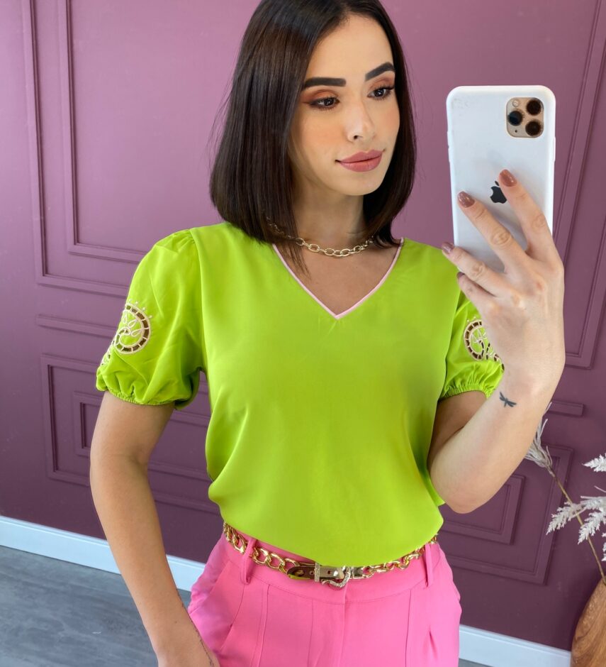 Blusa Manga Curta Feminina Bordado nas Mangas Verde Lima - Fernanda Ramos Store