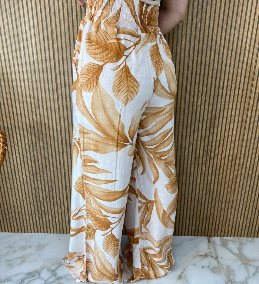 fernandaramosstore com br calca feminina pantalona estampada bege fundo off white 4