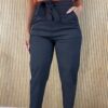 fernandaramosstore com br calca feminina sarja com bolsos amarracao e elastano preta 2