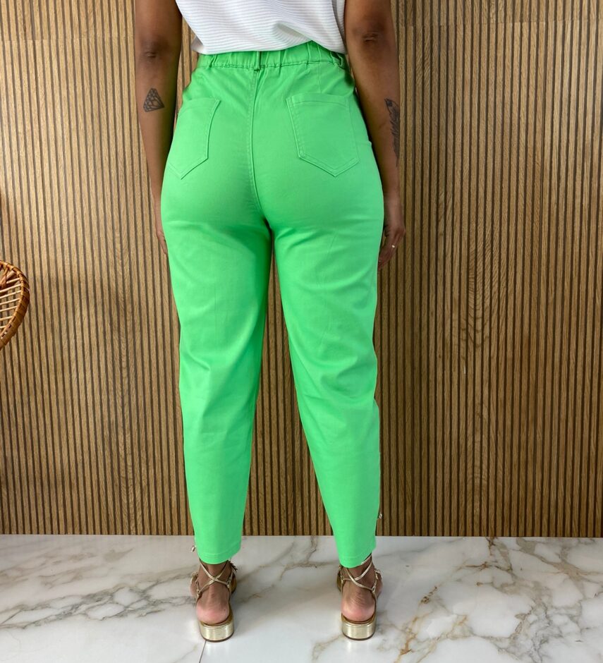 Calça Feminina Sarja com Bolsos Amarração e Elastano Verde - Fernanda Ramos Store