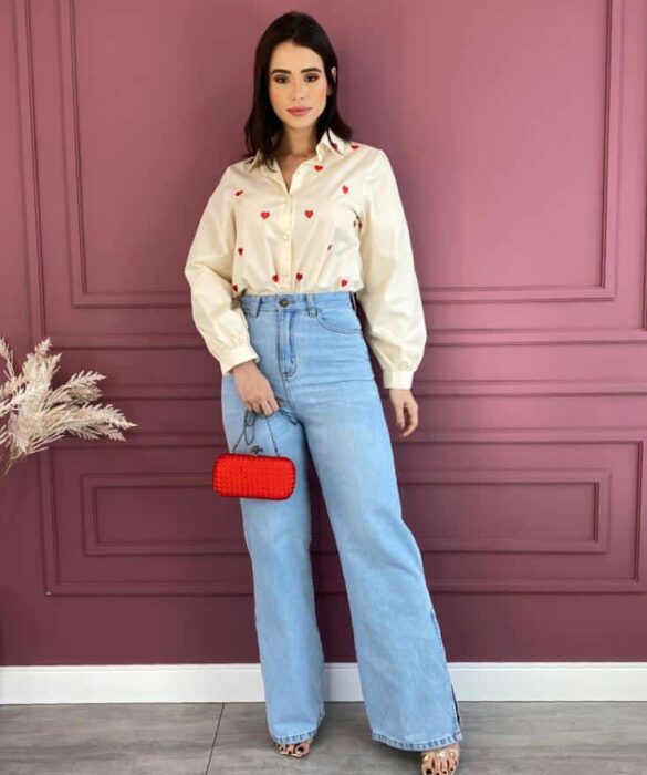 Camisa Feminina Coração Vermelho Social Bege - Fernanda Ramos Store