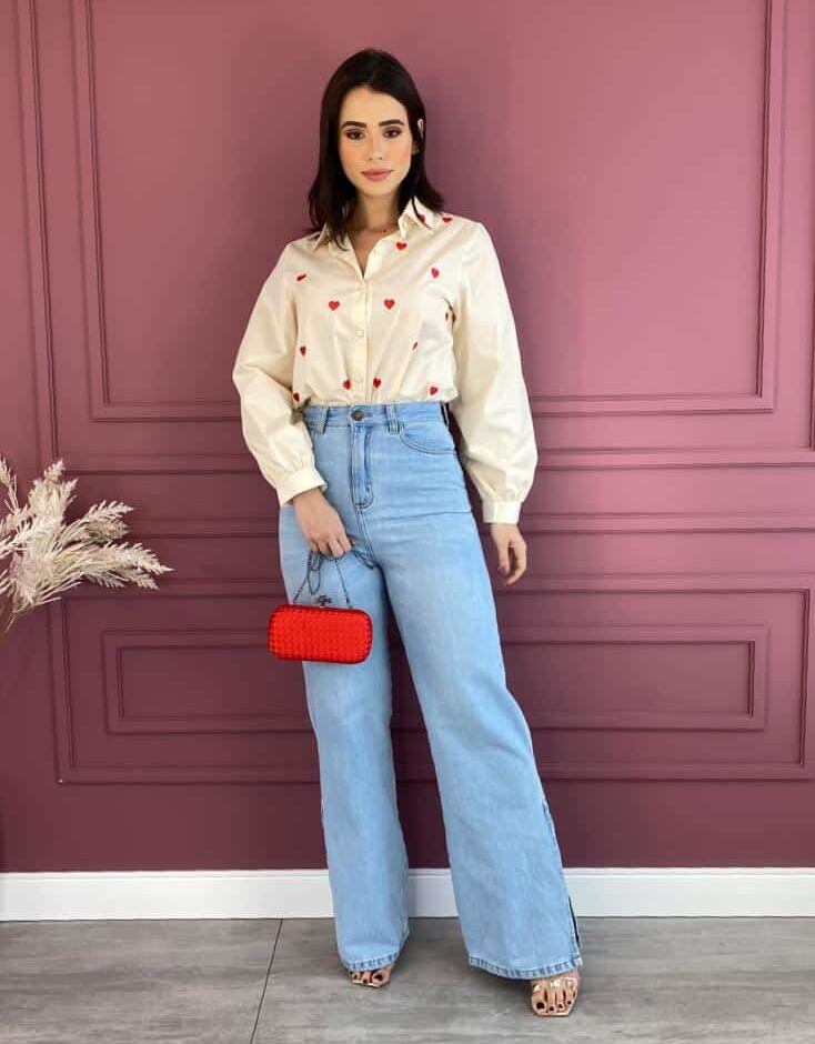 Camisa Feminina Coração Vermelho Social Bege - Fernanda Ramos Store