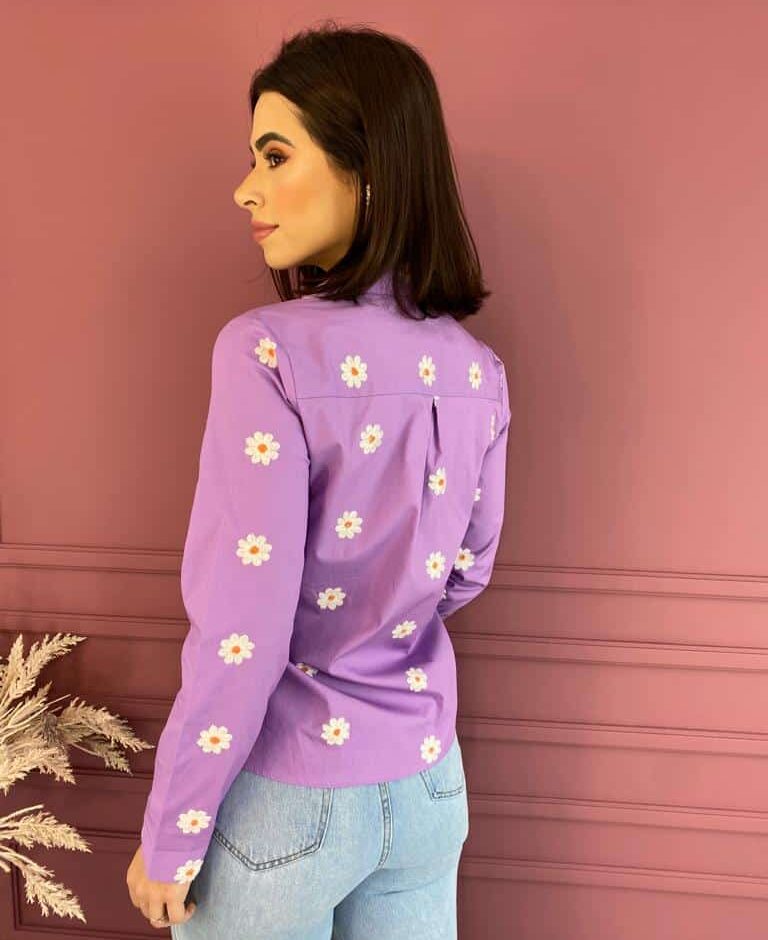 Camisa Feminina Social Lilás com Bordado de Flor - Fernanda Ramos Store